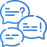 Illustratie van vier sprekende hoofd iconen die communicatie en samenwerking symboliseren